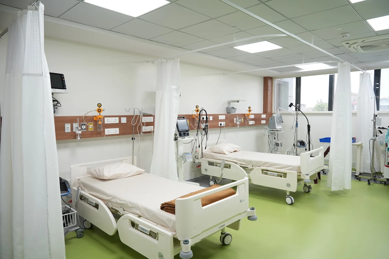 Doctor with child patient